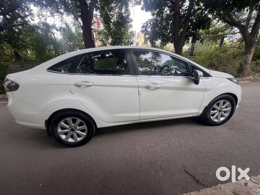 Ford Fiesta Petrol Titanium Plus, 2013, Diesel