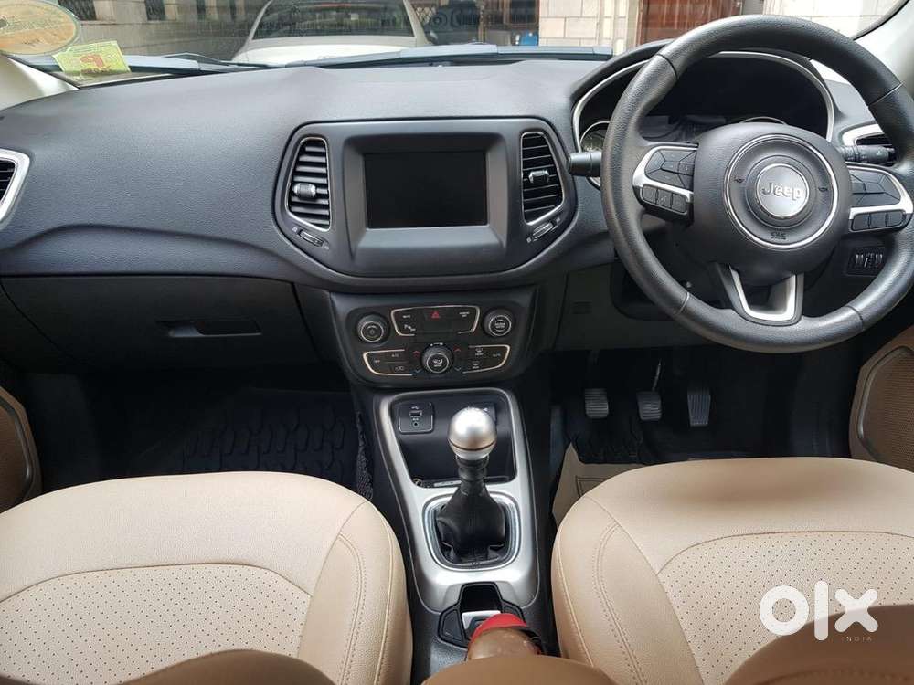 Jeep Compass 32500 Km Driven