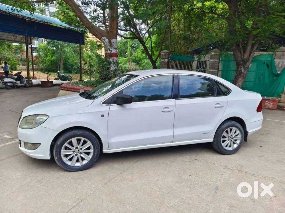 Skoda Rapid 1.5 Tdi Elegance, 2013, Diesel