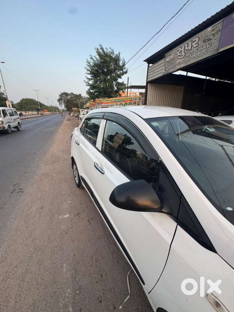 Hyundai Xcent 2015 Cng & Hybrids 128000 Km Driven
