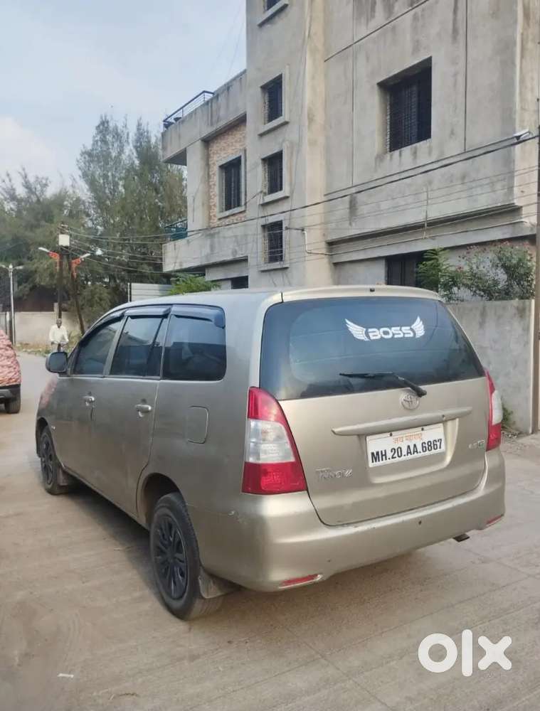 Toyota Innova 2010 Diesel Well Maintained