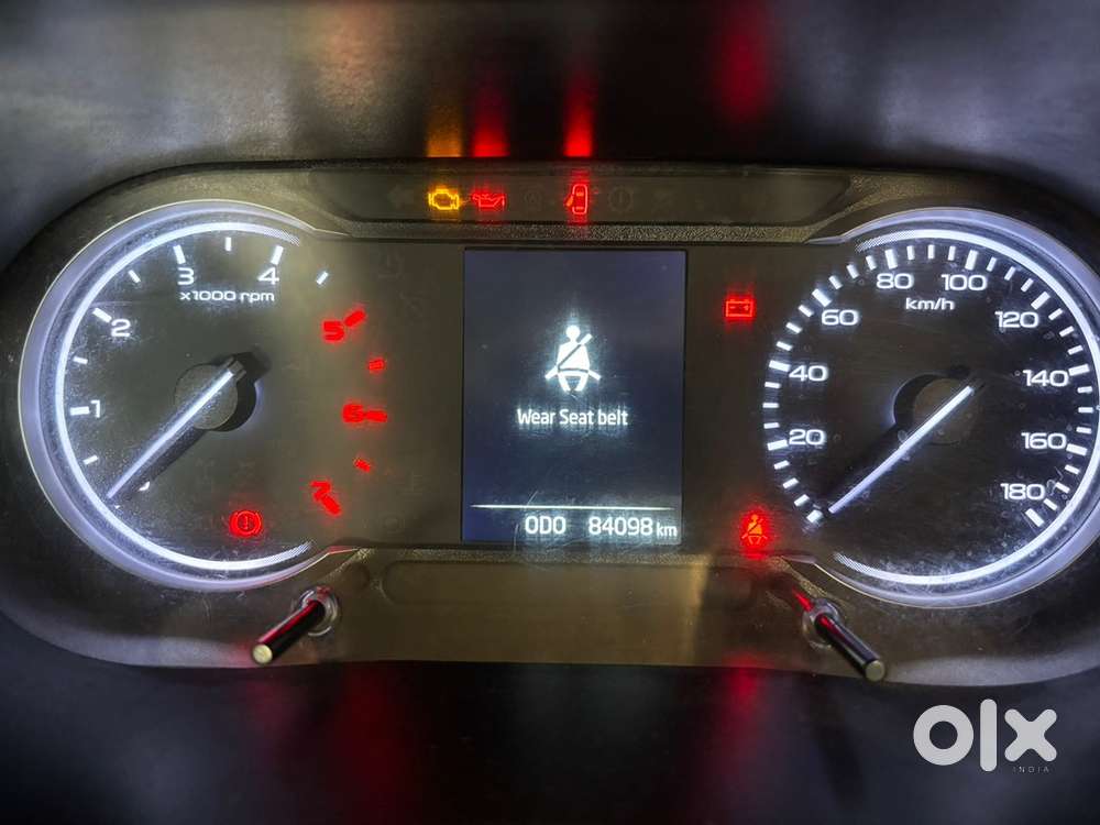 Mahindra Bolero Neo 2017