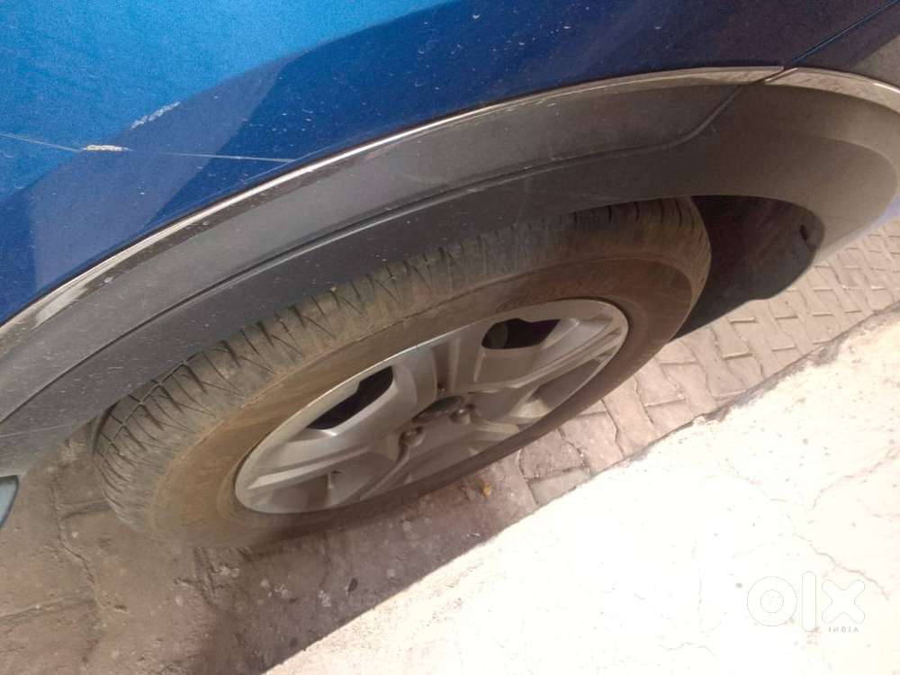 Kia Sonet Petrol 2021 Year