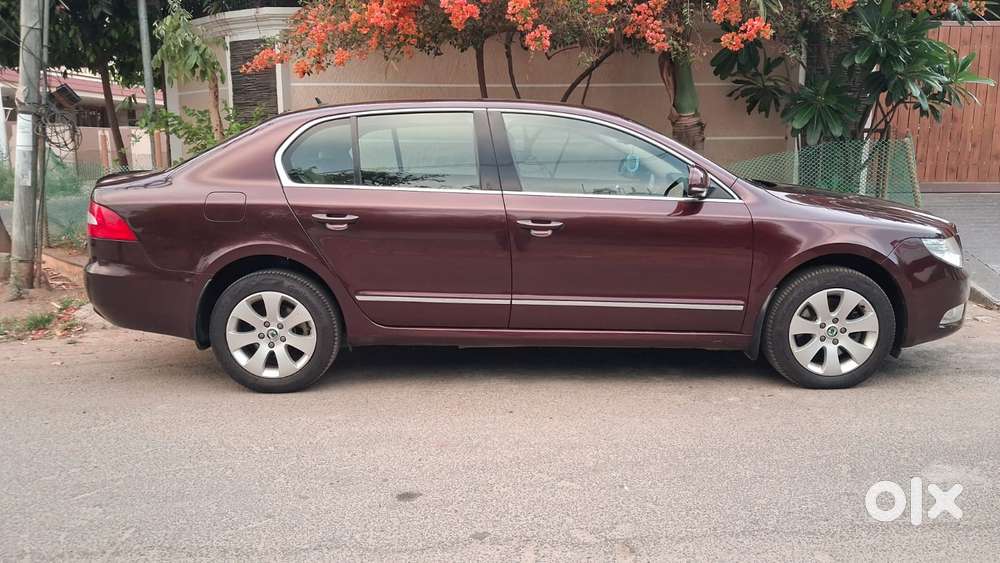 Skoda Superb 2.0 Elegance Tdi Cr, 2011, Petrol