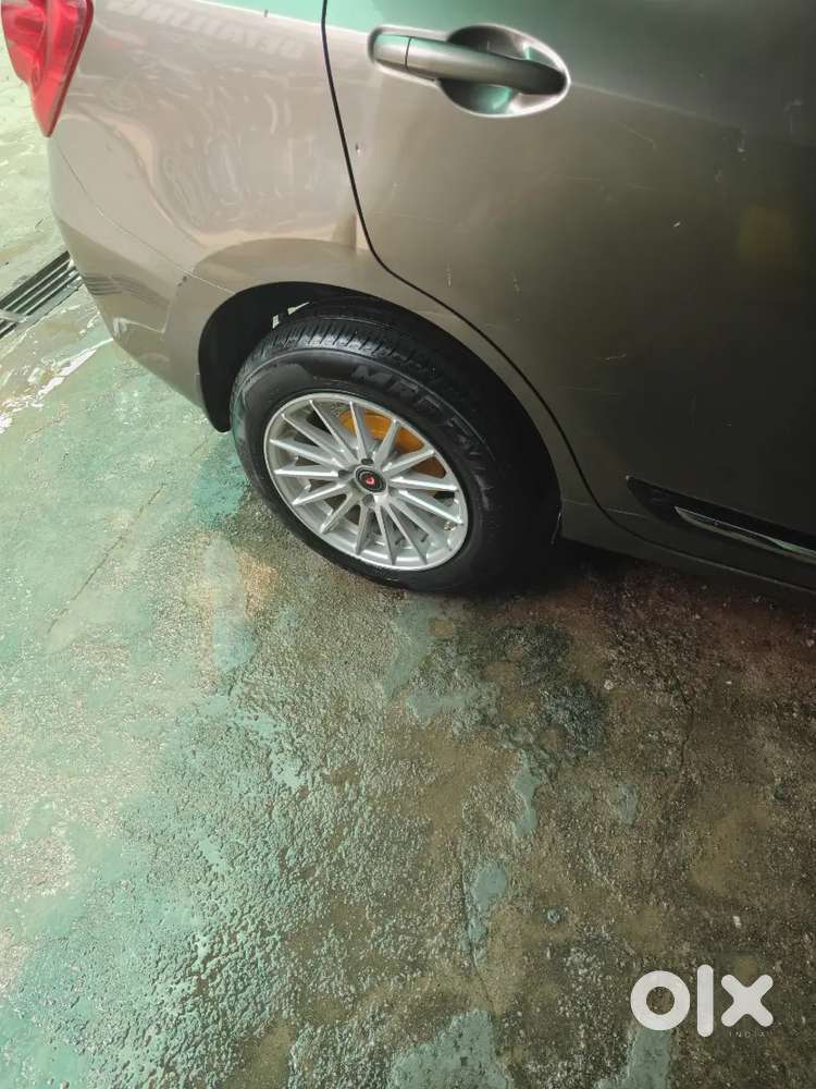 Maruti Suzuki Dzire 2022 Petrol 122000 Km Driven