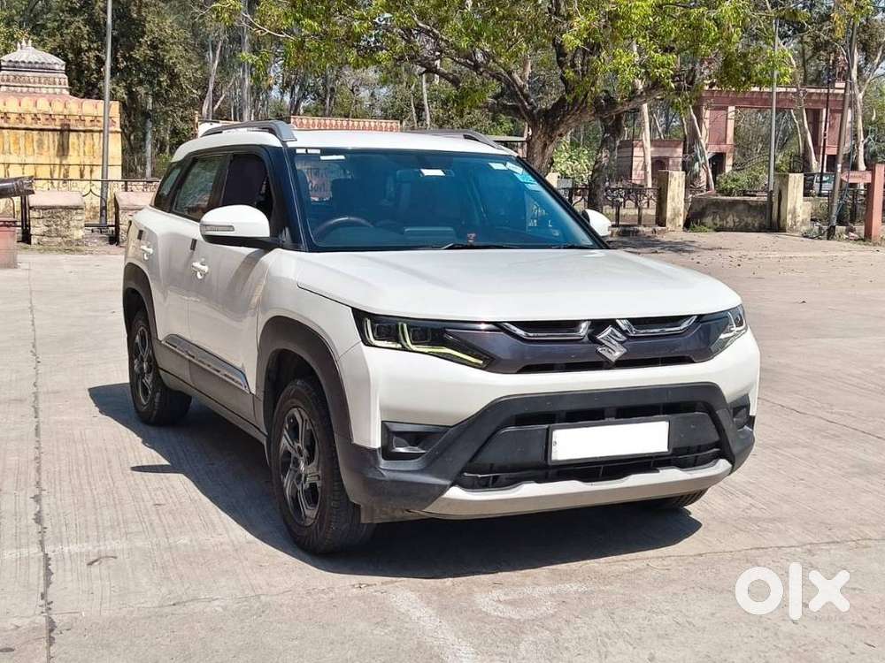 Maruti Suzuki Brezza 1.5 Zxi Cng Dual Tone, 2023, Cng & Hybrids