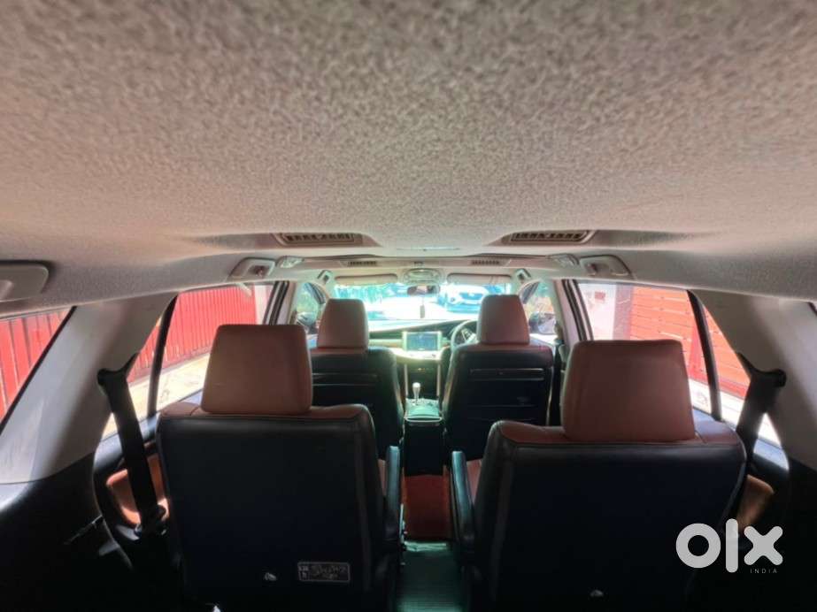 Toyota Innova Crysta 2.8z Automatic, 2018, Diesel