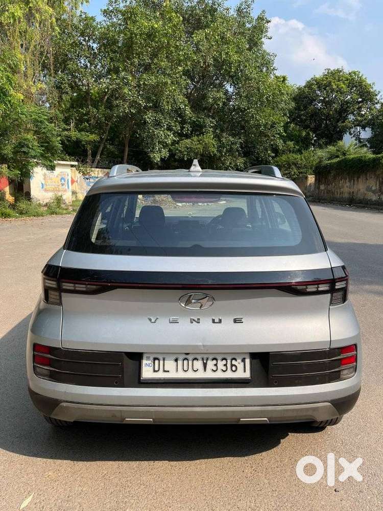 Hyundai Venue 1.2 S Plus, 2023, Petrol