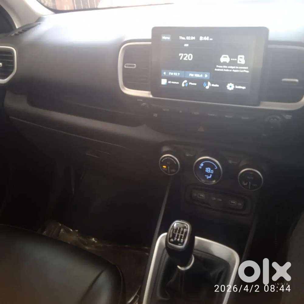 Hyundai Venue 2022 Diesel 120500 Km Driven