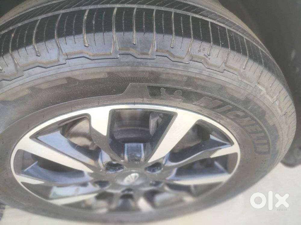 Mahindra Xuv500 W11, 2019