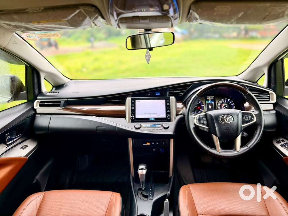Toyota Innova Crysta Zx 2.4 Diesel 7 Seater, 2022, Diesel
