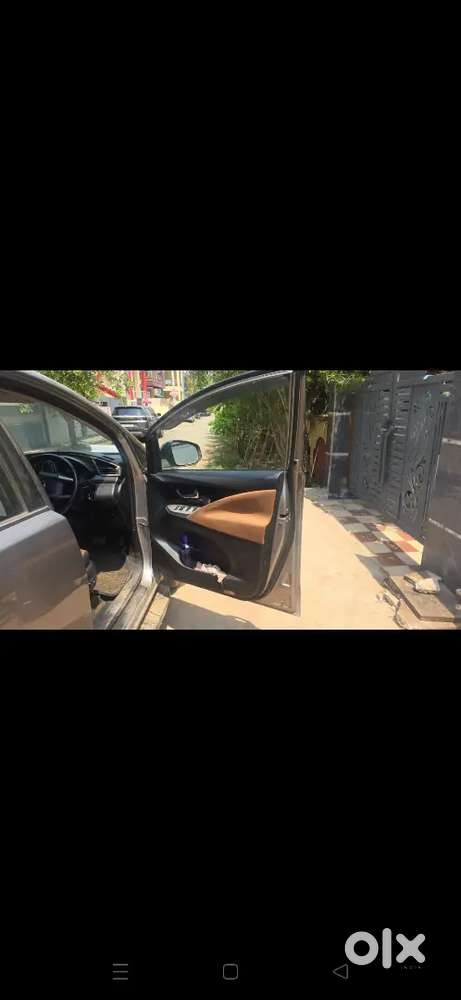 Toyota Innova Crysta 2016
