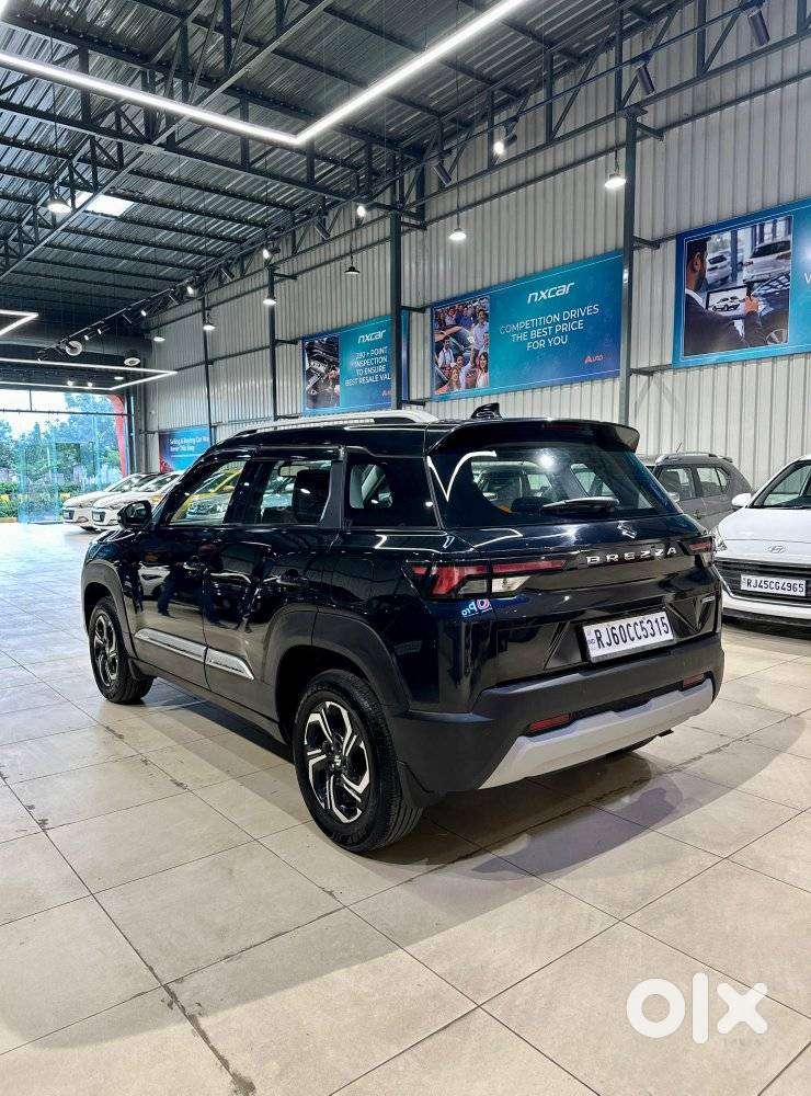 Maruti Suzuki Brezza 1.5 Zxi Plus Smart Hybrid, 2024, Cng & Hybrids