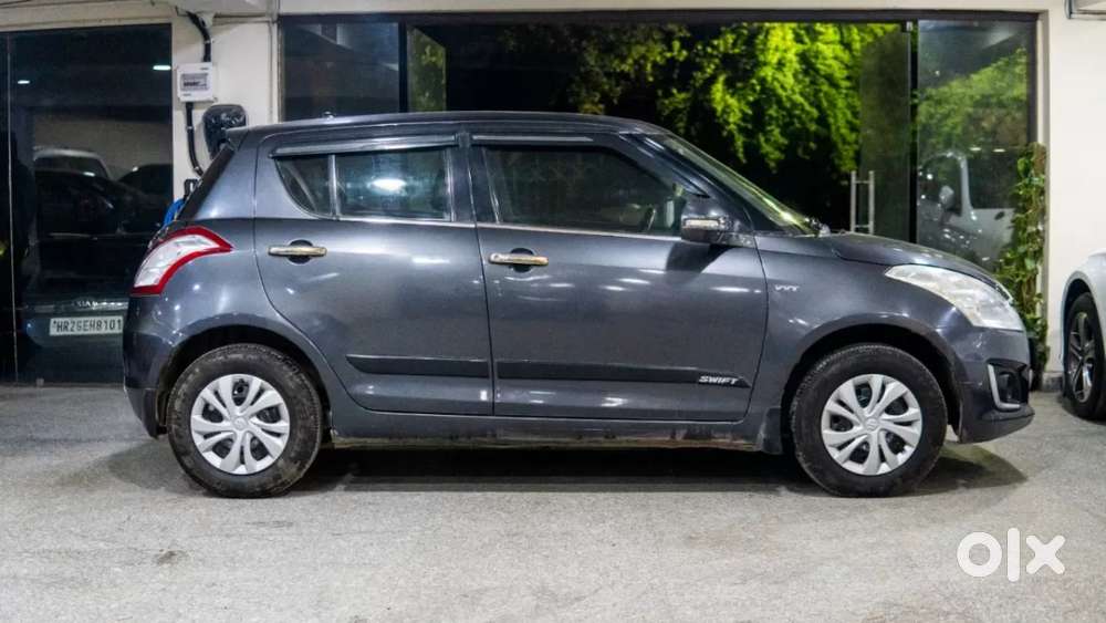 Maruti Suzuki Swift Vxi Optional, 2016, Petrol