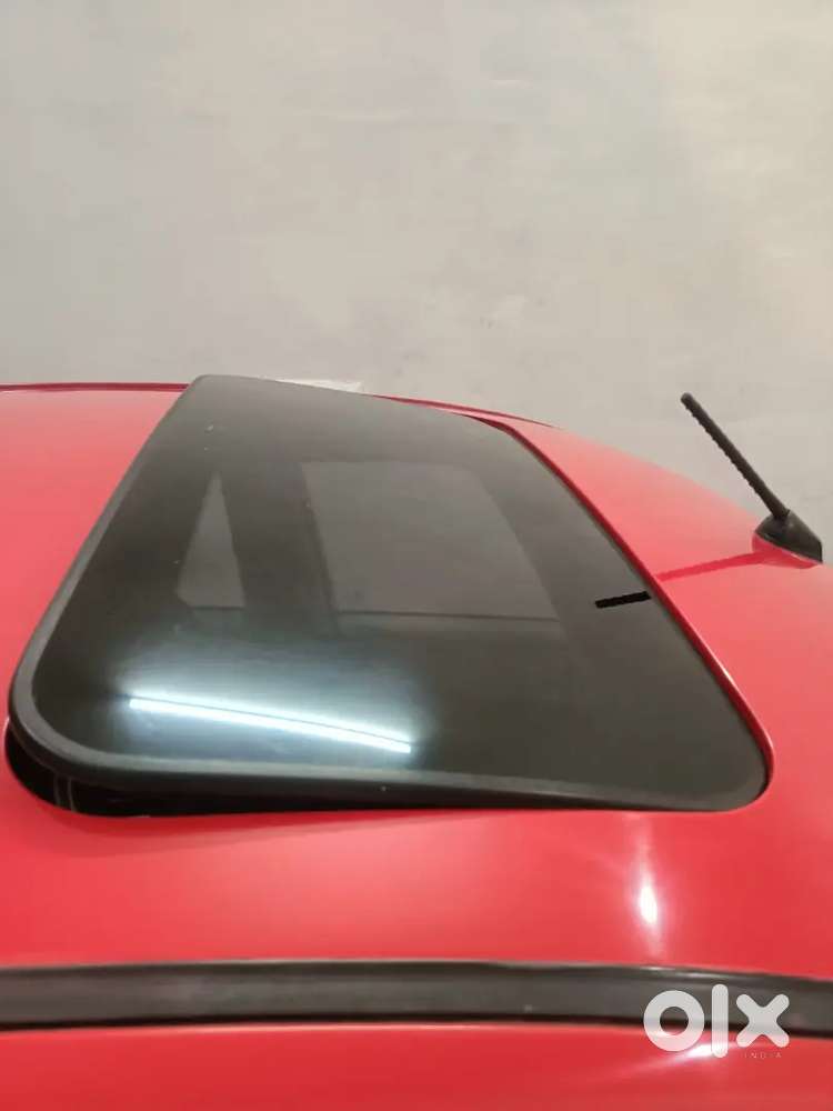 Automatic Sunroof Asta Optional