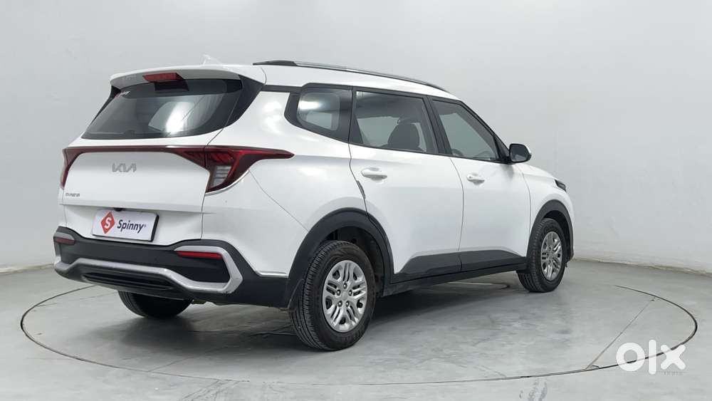 Kia Carens 1.5 Prestige 7 Str, 2023, Petrol