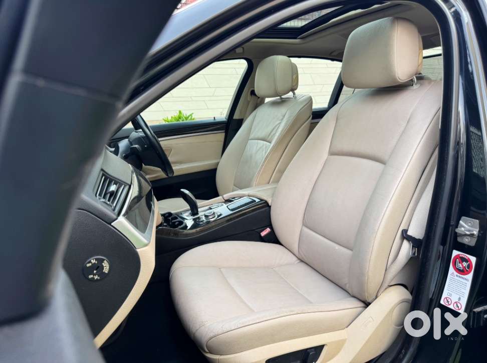 Bmw 5 Series 523i Sedan, 2012, Petrol