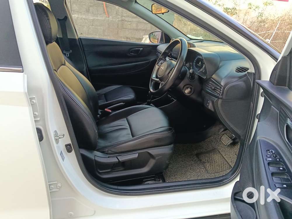 Hyundai I20 Sportz 1.2 Ivt, 2023, Petrol