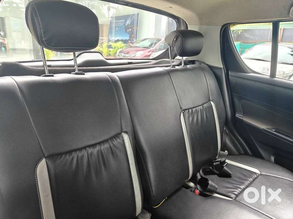 Maruti Suzuki Swift Vxi Abs Bsiv, 2017, Petrol