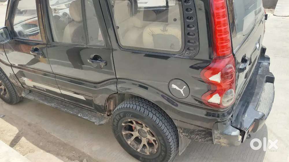 Mahindra Scorpio 2013