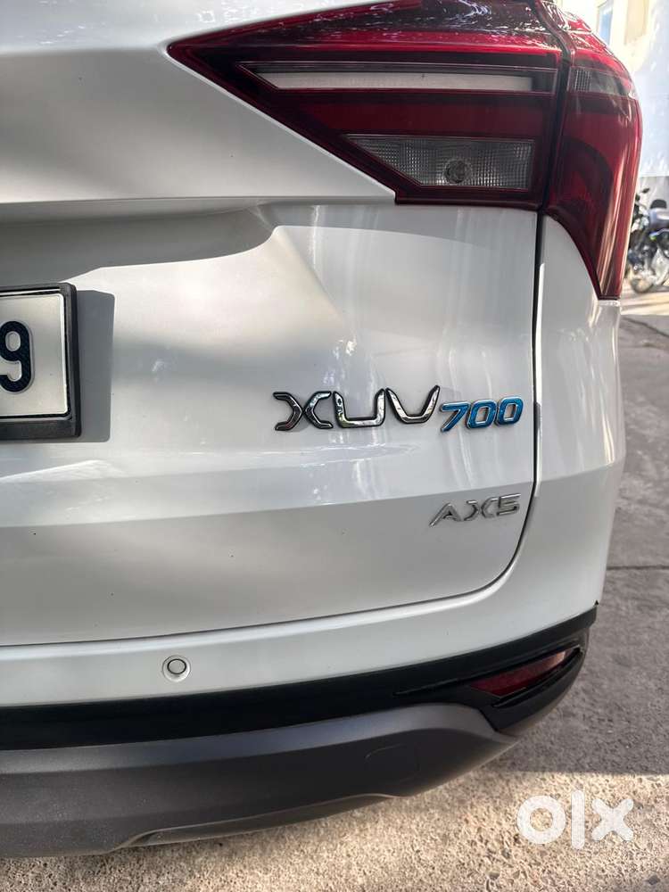 Mahindra Xuv700 2.0 Ax 5 Petrol At Str, 2026, Petrol