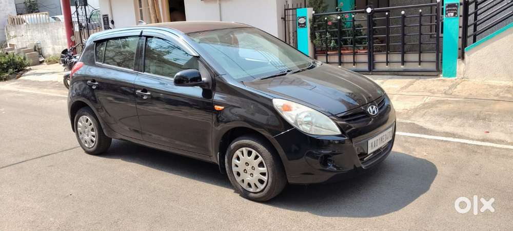 Hyundai I20 Petrol Cvt Magna Executive, 2009, Petrol