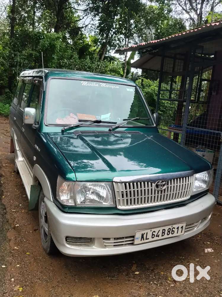 Toyota Qualis 2003 Diesel Well Maintained