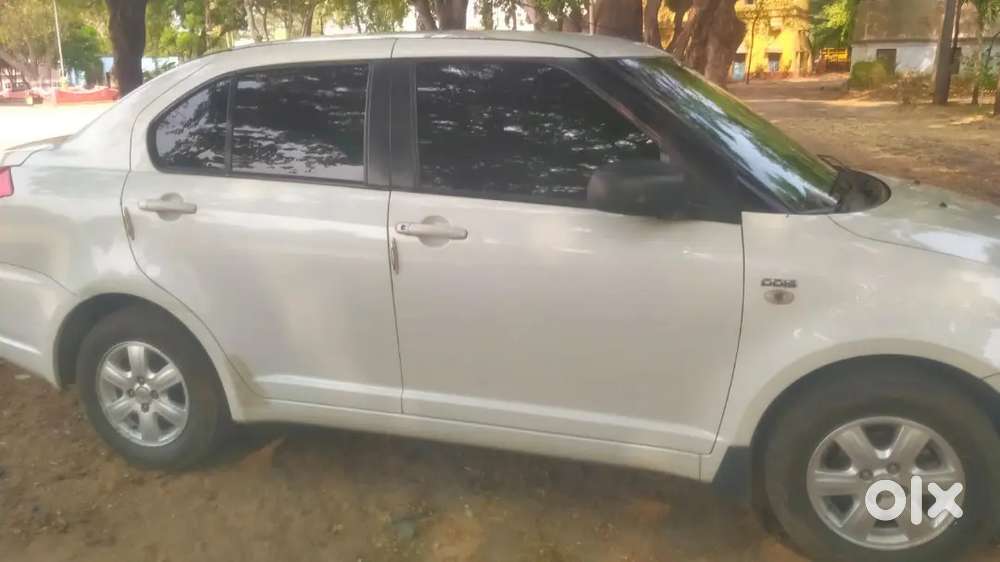 Maruti Suzuki Swift Dzire 2011