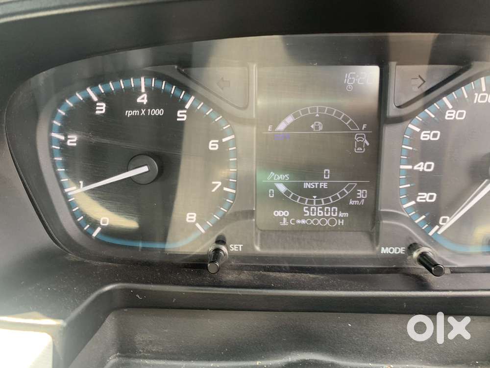 Tata Punch Pure, 2022, Petrol