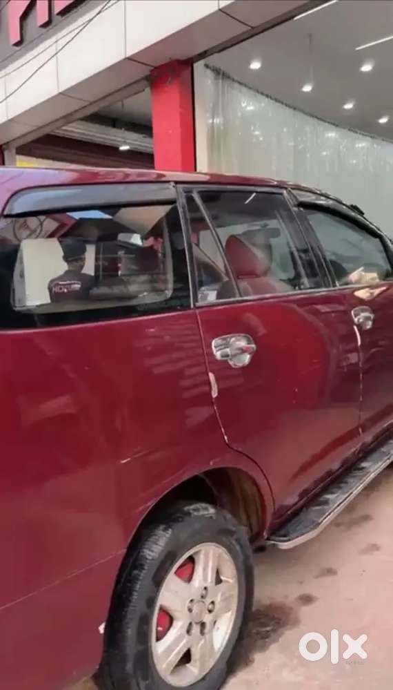 Toyota Innova 2006 Diesel Well Maintained