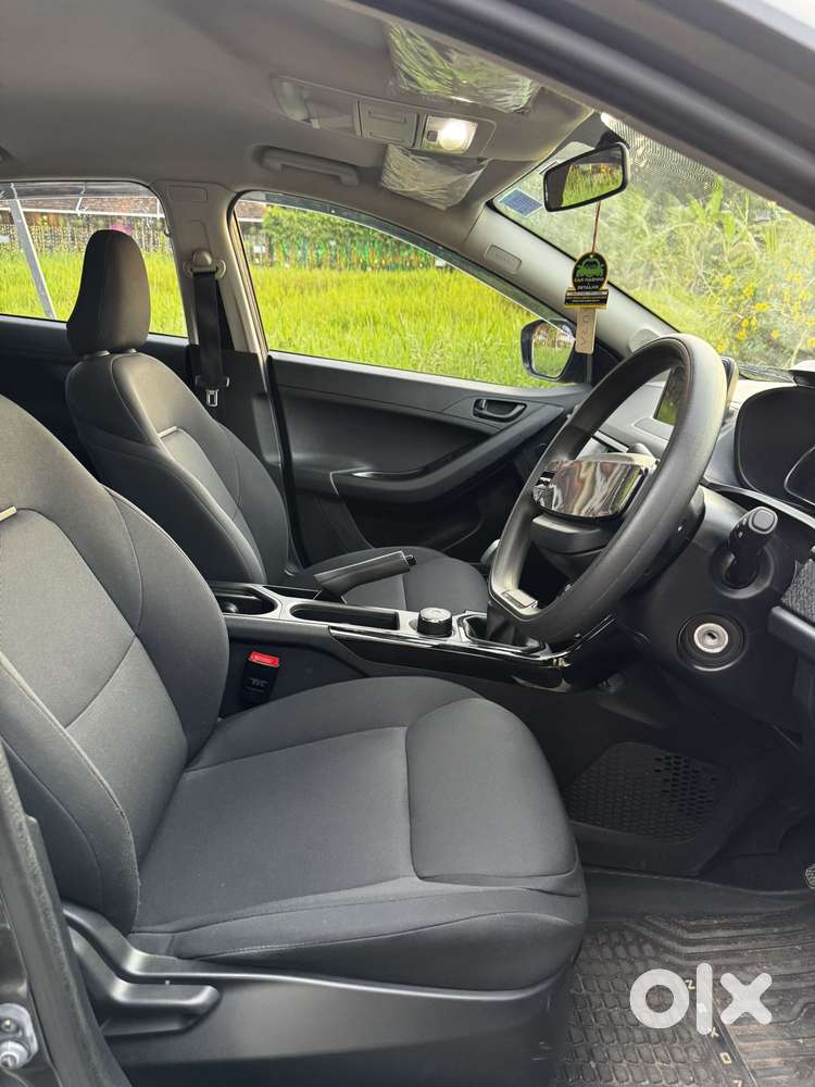 Tata Nexon Smart Plus S 1.2 Revotron Petrol 5 Mt, 2024, Petrol