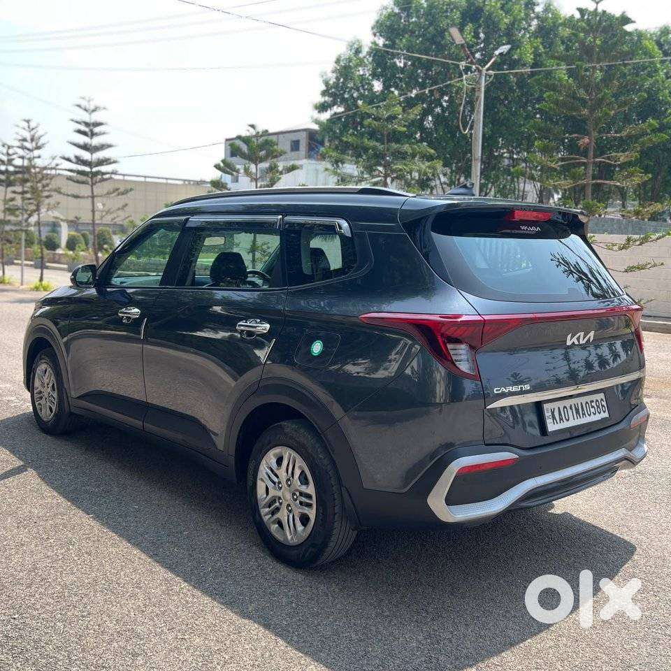 Kia Carens 1.5 Prestige 7 Str, 2023, Petrol