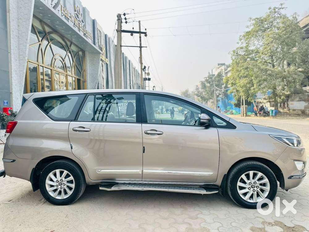 Toyota Innova Crysta 2.4 Gx Mt 8s, 2020, Diesel