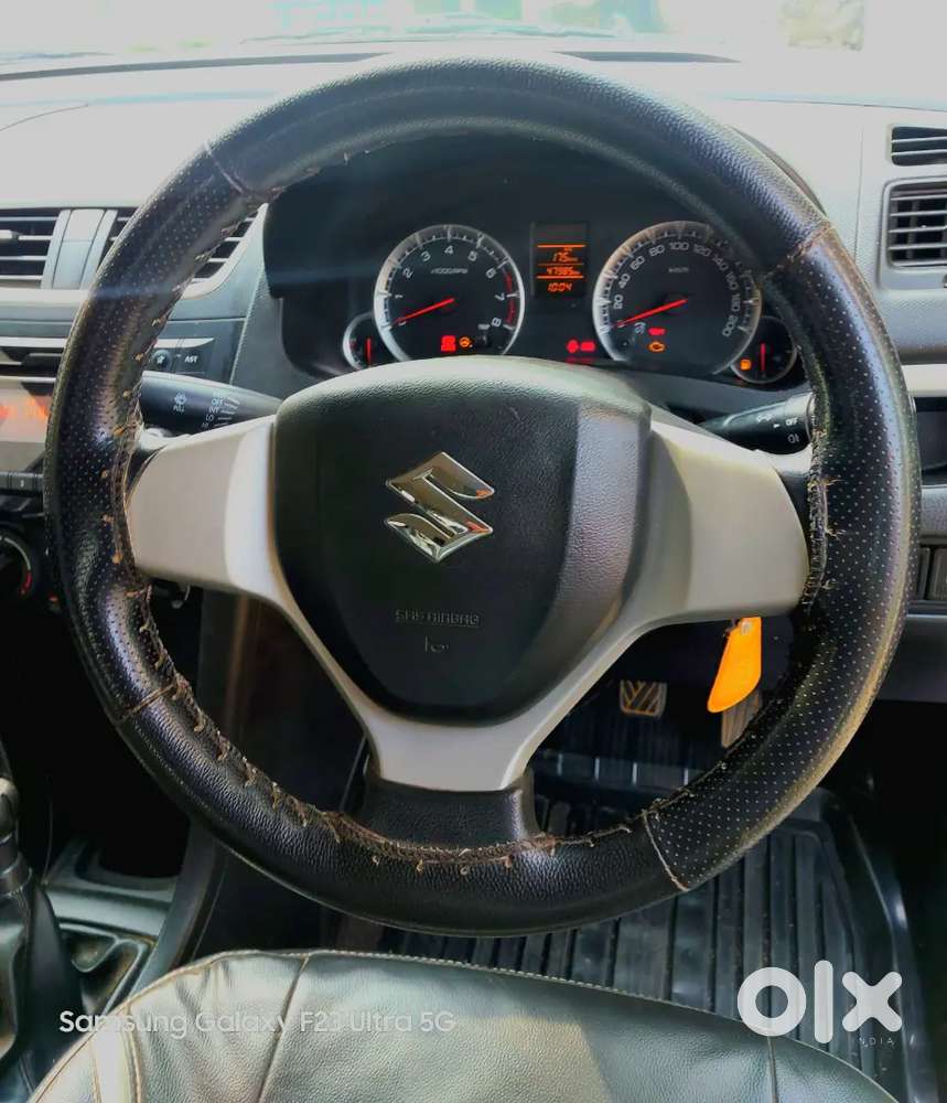 Maruti Suzuki Swift 2016 Petrol 48000 Km Driven
