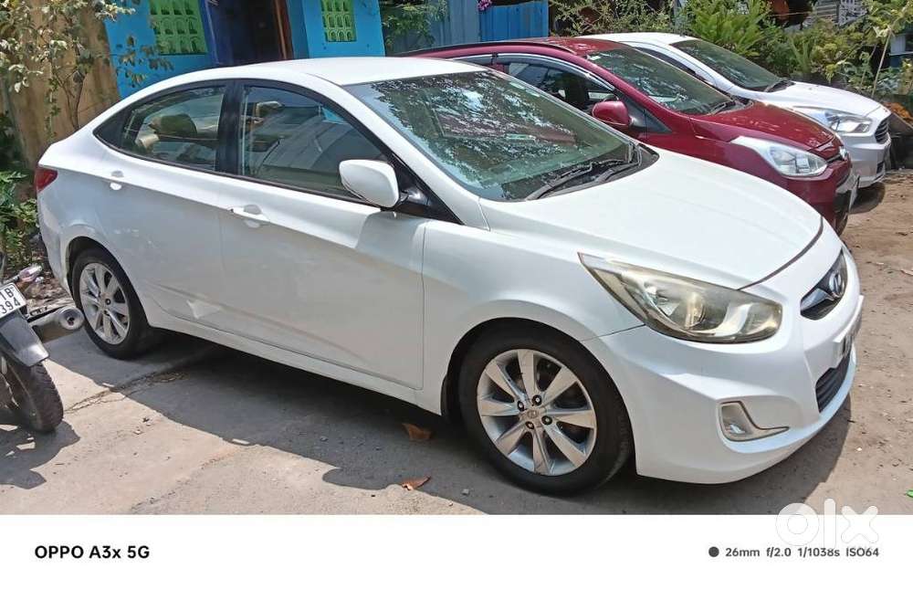 Hyundai Verna Fluidic 1.6 Crdi Sx, 2011, Diesel