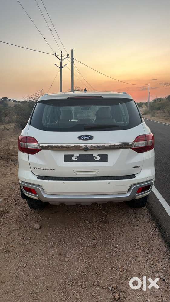 Ford Endeavour Vvip No