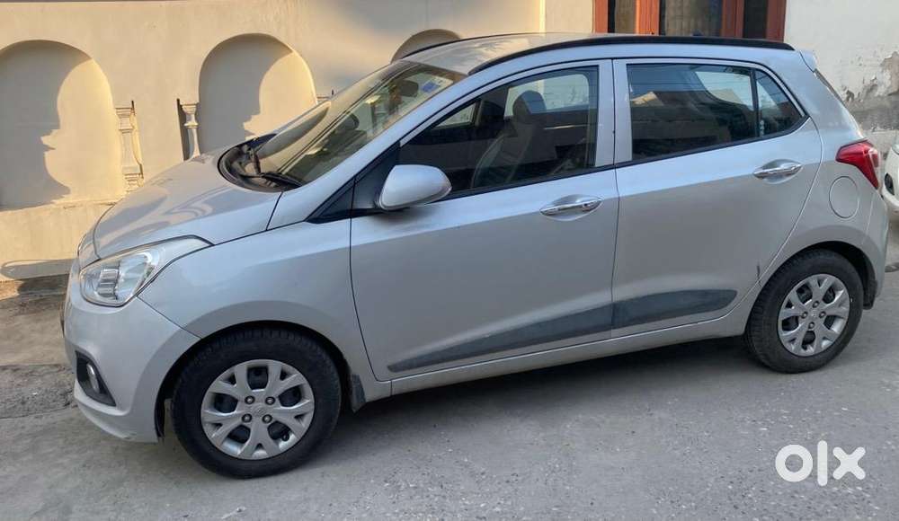 Hyundai Grandi10 Silver Petrol For Sale