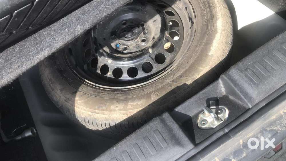 Maruti Suzuki Swift 2023 Cng & Hybrids 42000 Km Driven