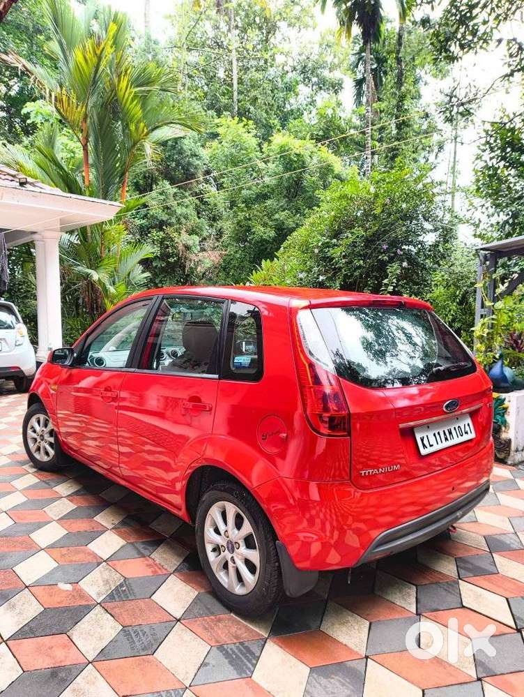 Ford Figo 1.2ptitanium Sports Pack, 2012, Petrol