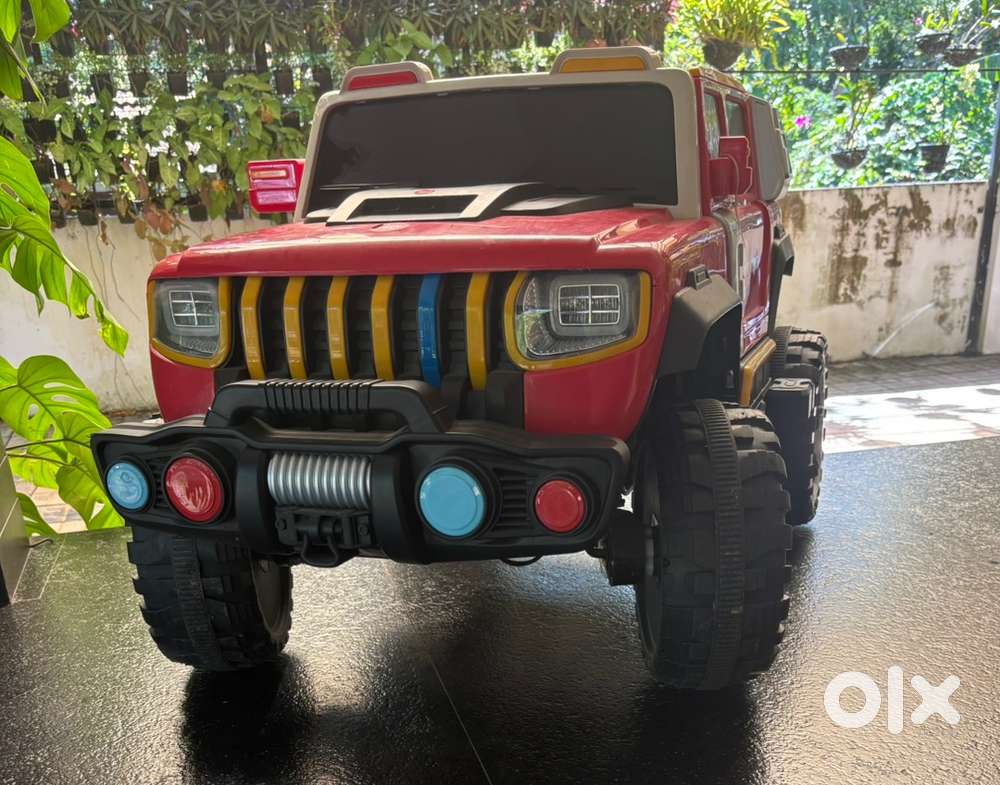 Heavy duty toy car