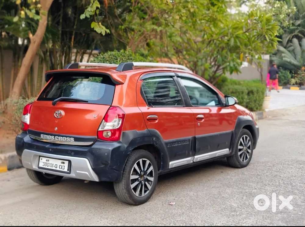 Toyota Etios Cross