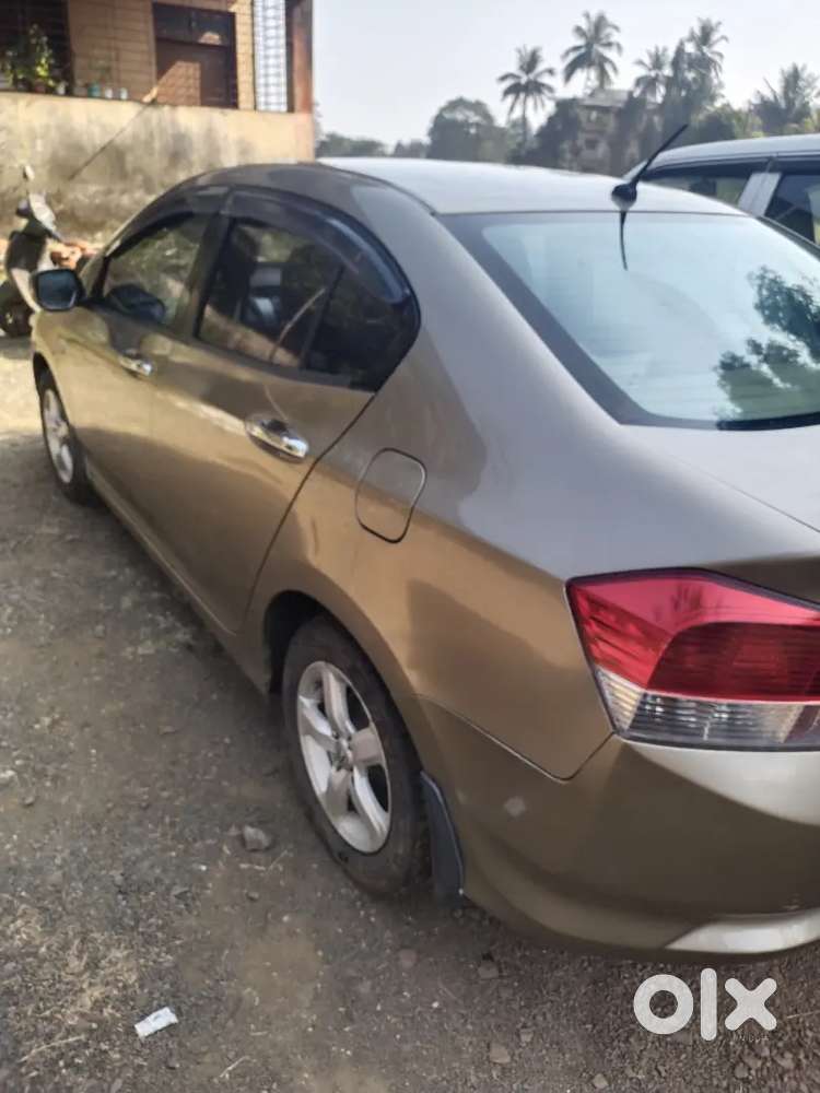 Honda City 2011 Petrol+cng Well Maintained