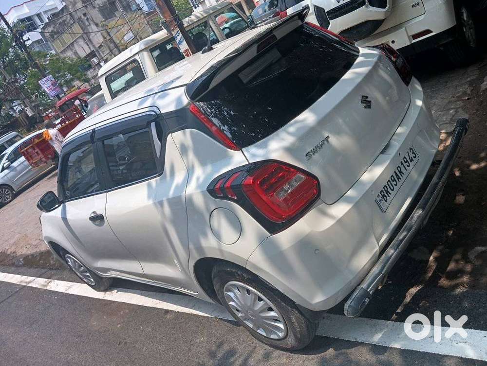 Maruti Suzuki Swift 1.2 Vxi (o), 2023, Petrol