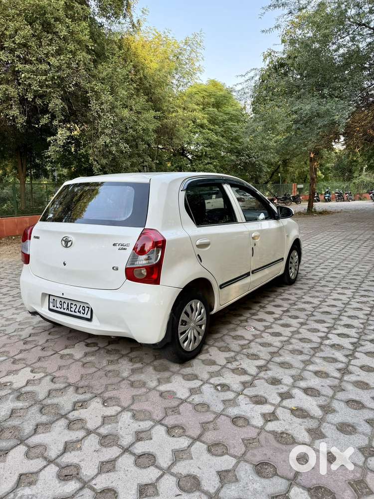 Toyota Etios Liva G Exclusive, 2015, Cng & Hybrids