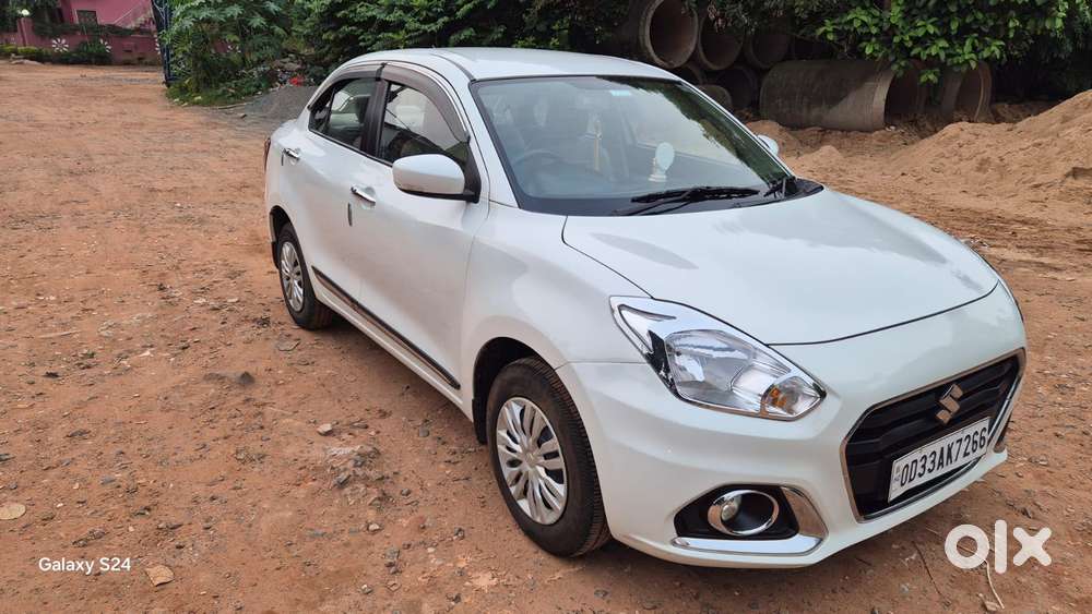 Maruti Suzuki Swift Dzire Vxi Optional, 2023, Petrol
