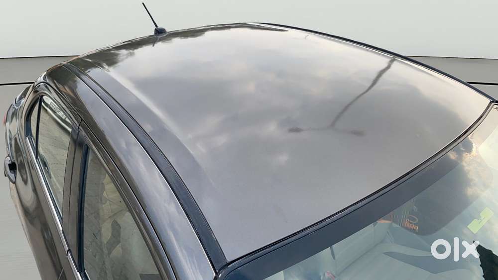 Maruti Suzuki Swift Dzire Amt Zxi, 2018, Petrol