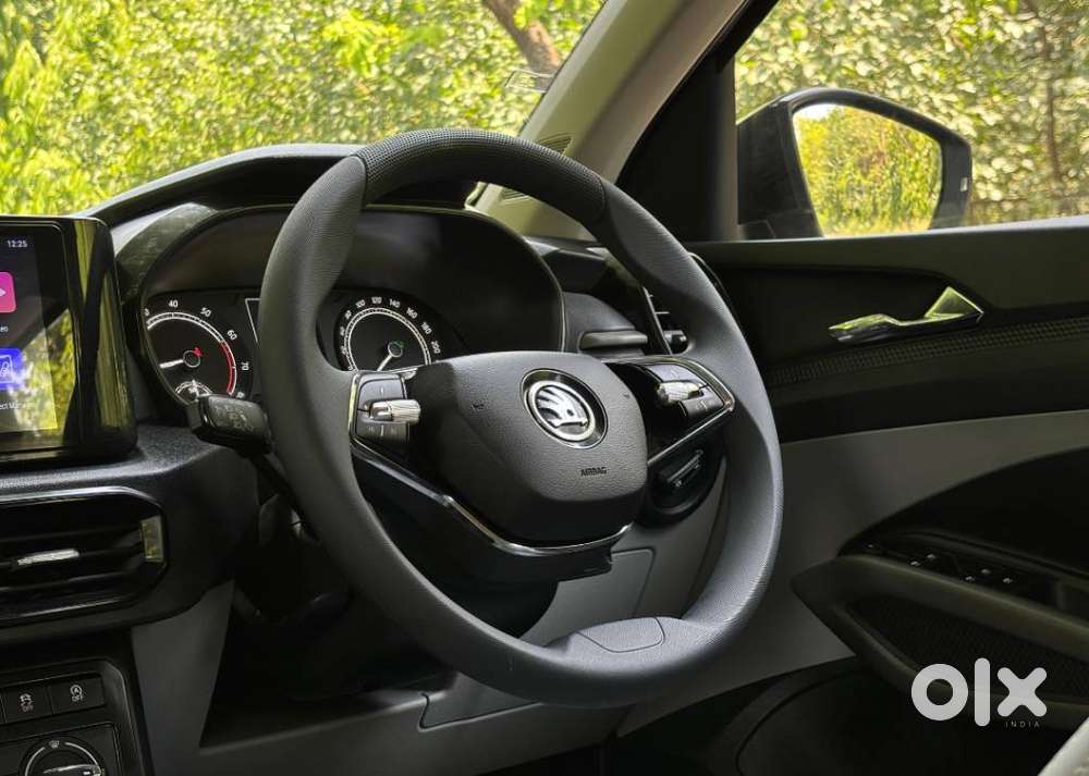 Skoda Kylaq Signature At, 2026, Petrol