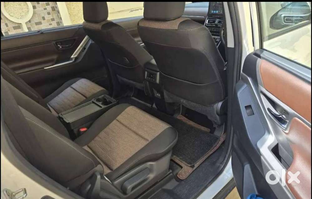 Toyota Innova Hycross Gx (o), 2026, Petrol
