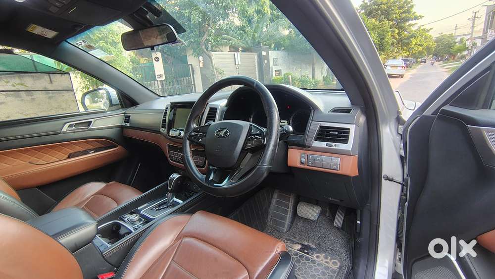 Mahindra Alturas G4 4wd At, 2022, Diesel