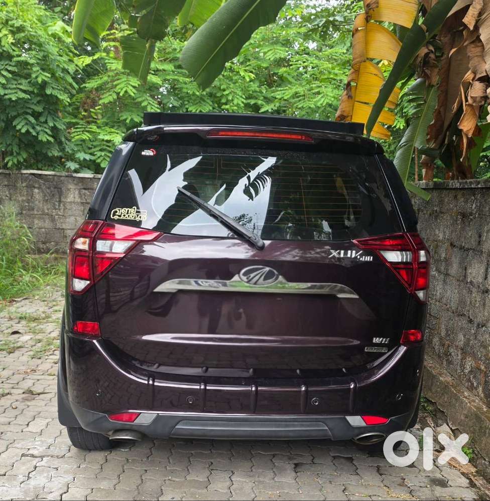 2019 Mahindra Xuv500 W11 At – Top-of-the-line Model  Kochi